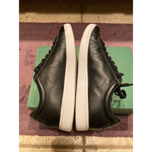 LACOSTE MEN'S LEATHER SNEAKERS BLACK SIZE 7 1/2 - Picture 3 of 8